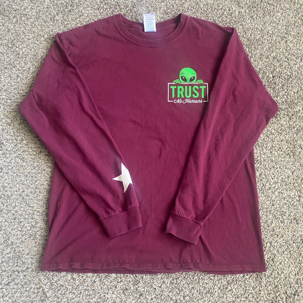 Gildan Ultra Cotton Alien Trust No Humans‎ Graphic Long Sleeve T-Shirt